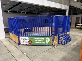 10 STK. ID PERFORMANCE  REGNJAKKE MED LOGO